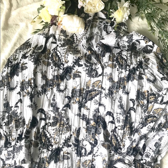 PAISLEY BUTTON UP LONG SLEEVED SHIRT IN SIZE 2X - Picture 8 of 10